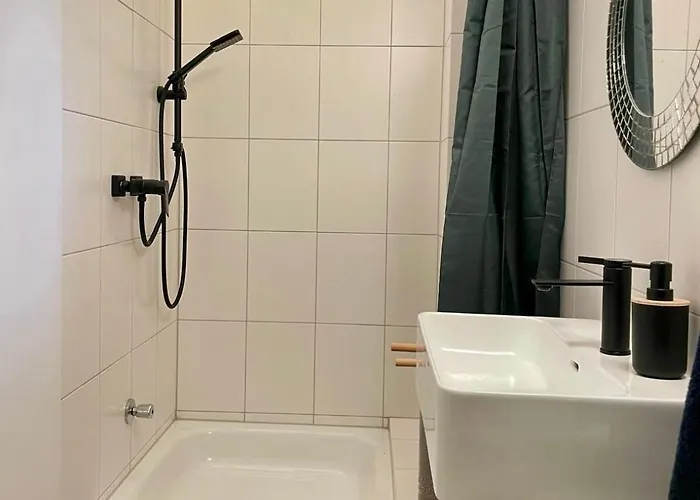 The Door - 40 Qm Hinterhaus Mit Terrasse Fuer 4-5 Bielefeld