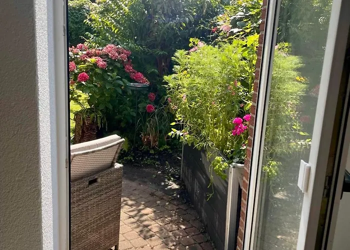 The Door - 40 Qm Hinterhaus Mit Terrasse Fuer 4-5 *