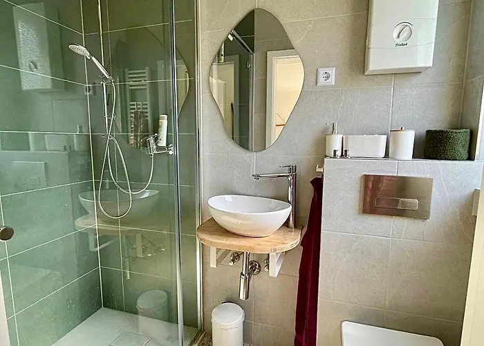 The Door - 40 Qm Hinterhaus Mit Terrasse Fuer 4-5 Bielefeld